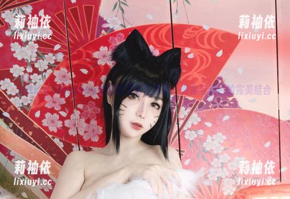 Kitkat Cosplay的厨娘写真再更新：美食与美色的完美结合！